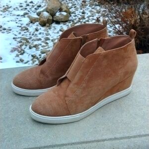 PAOLO FELICIA WEDGE SNEAKER Tan Suede size 9